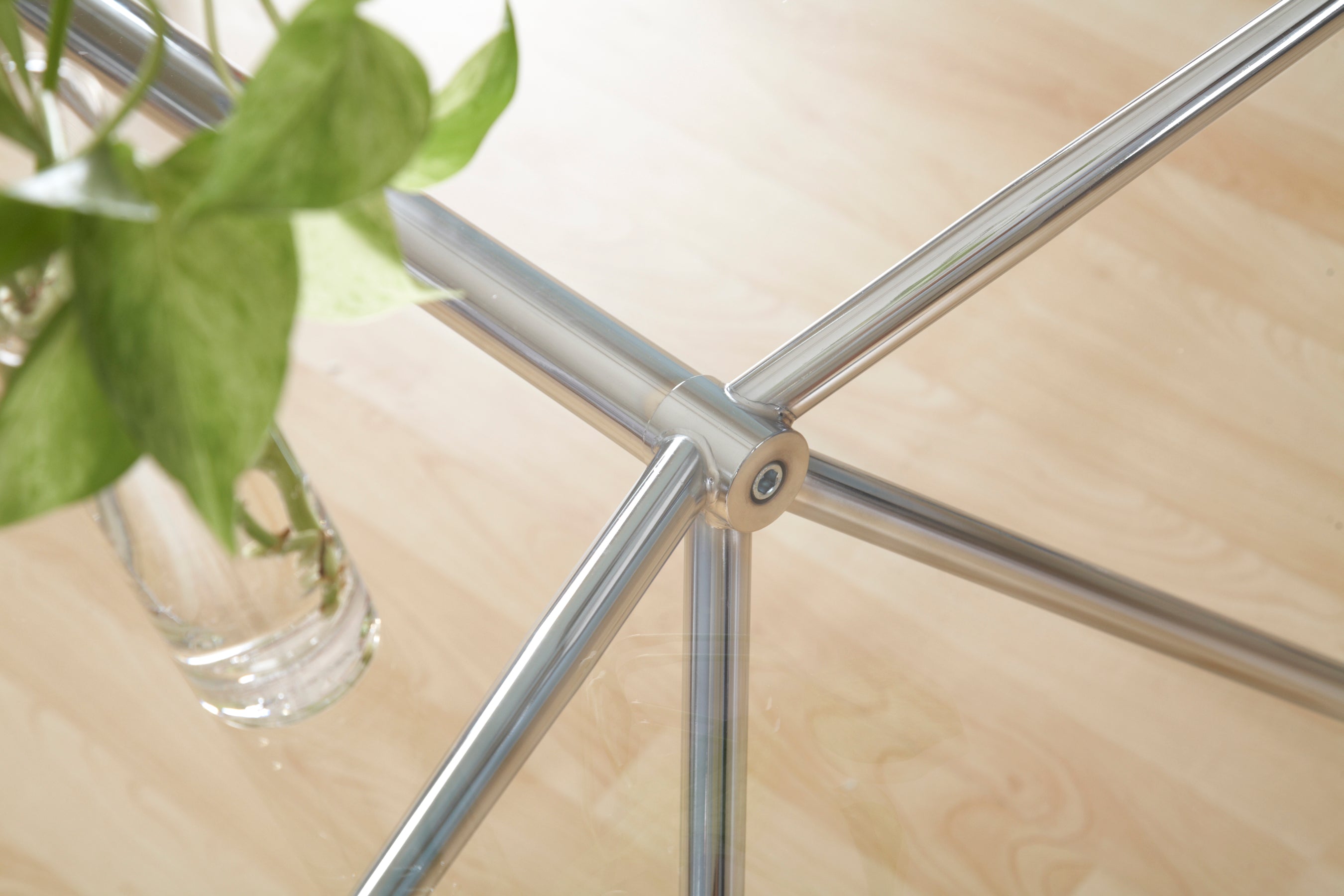 Akos 60" Table