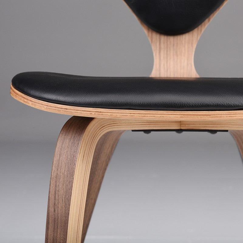 Satine Bar Stool in Leather Seat