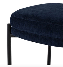 Load image into Gallery viewer, Inna 28&quot; Backless Counter Stool
