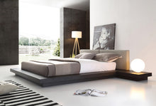 Load image into Gallery viewer, Japanese Style Platform Bed Queen Size