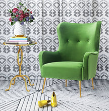 Load image into Gallery viewer, Ethan Velvet Chair