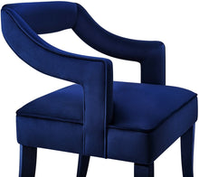 Load image into Gallery viewer, Tiffany Velvet Chair
