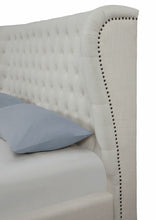 Load image into Gallery viewer, Finley Linen Bed in King Size