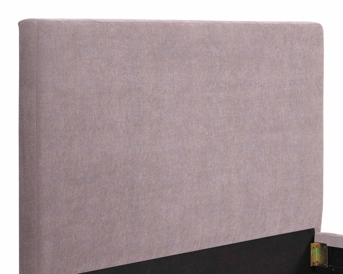 Delilah Textured Velvet Bed in Queen