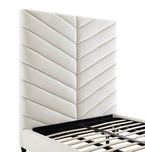 Load image into Gallery viewer, Javan Velvet Bed in King