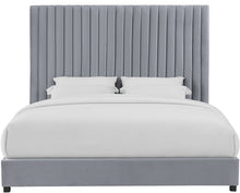 Load image into Gallery viewer, Arabelle Bed in King