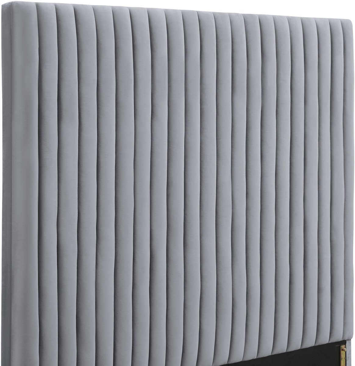 Arabelle Bed in King