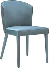 Load image into Gallery viewer, Metropolitan Velvet Chair