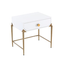 Load image into Gallery viewer, Bajo Lacquer Side Table