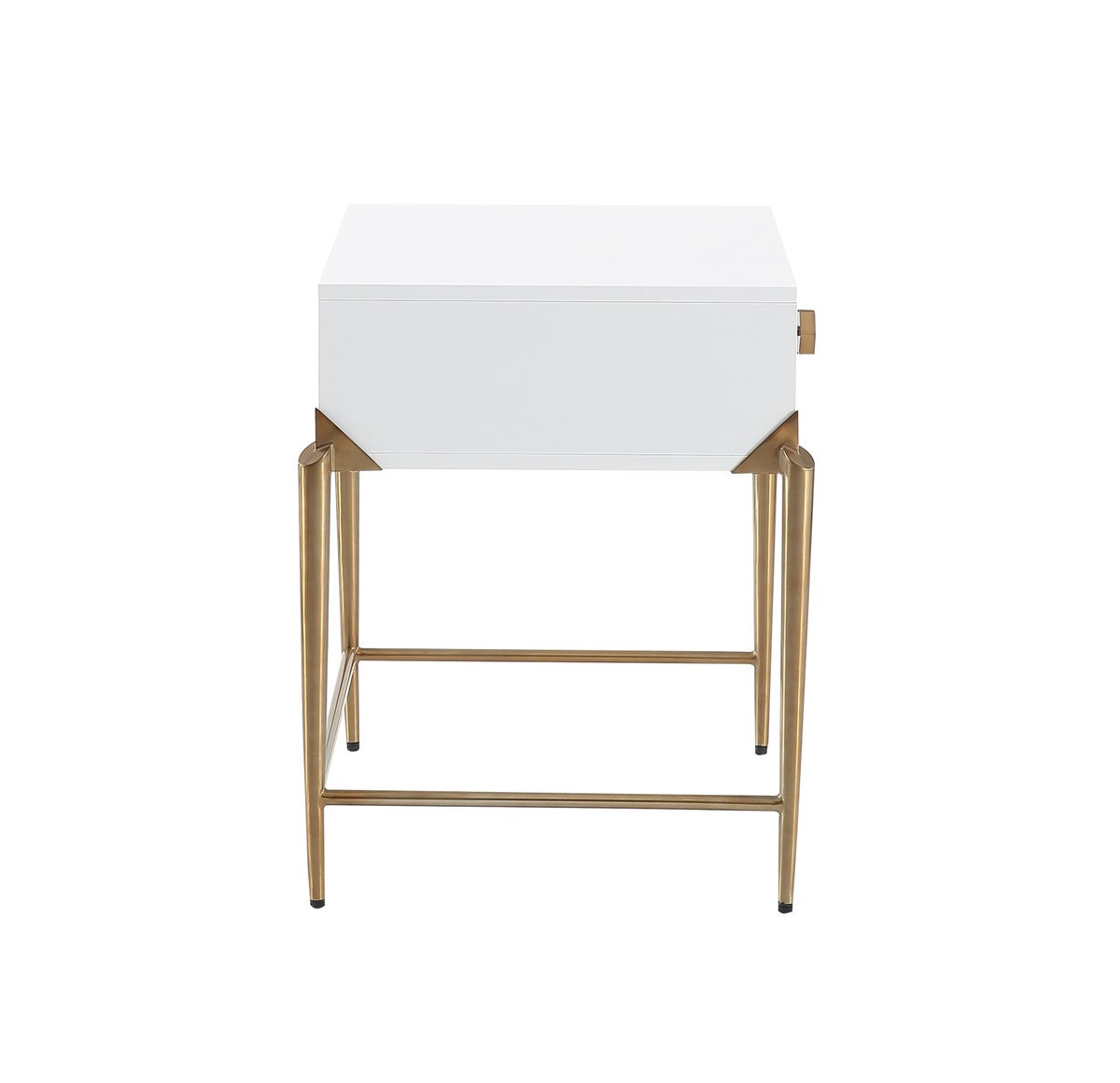 Bajo Lacquer Side Table