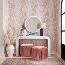 Load image into Gallery viewer, Latur Table Lamp